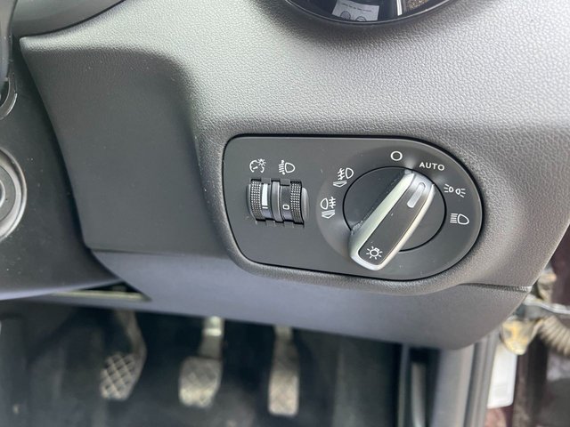 2014 AUDI A1 - Photo 12