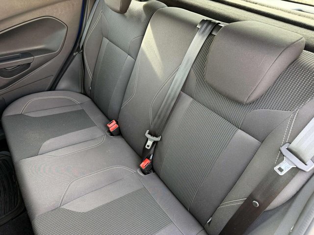 2016 Ford Fiesta - Photo 7