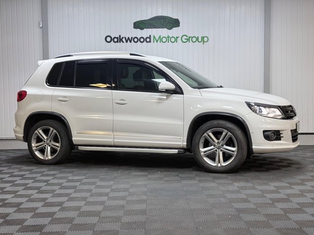 View our VOLKSWAGEN TIGUAN