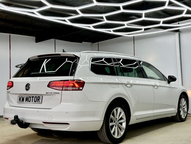 2016 Volkswagen Passat 2L SE Business 5dr - Photo 12