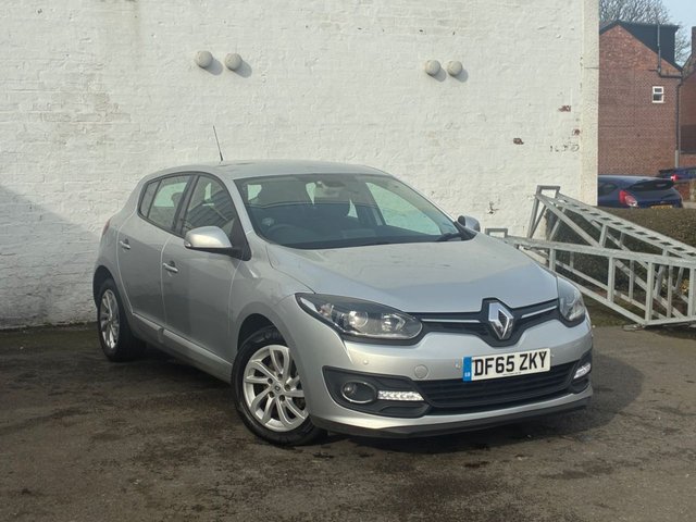 2015 Renault Megane 1.5L Dynamique Nav 5dr - Photo 2