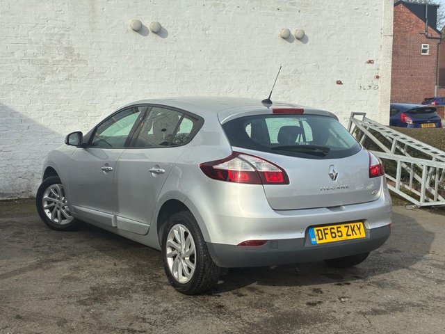 2015 Renault Megane 1.5L Dynamique Nav 5dr - Photo 4