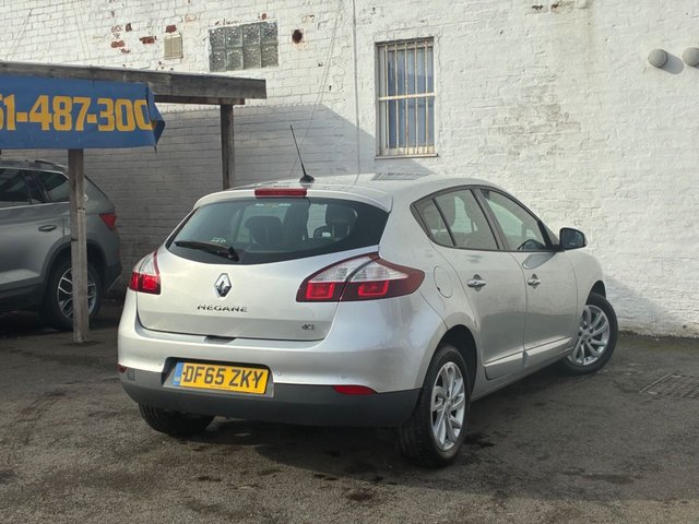 2015 Renault Megane 1.5L Dynamique Nav 5dr - Photo 8