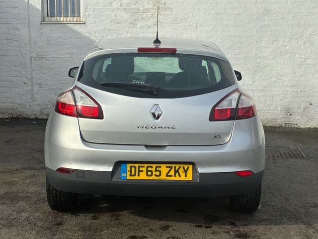 2015 Renault Megane 1.5L Dynamique Nav 5dr - Photo 9