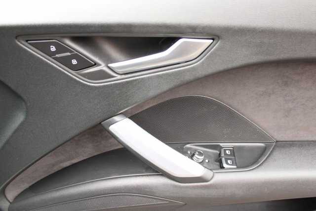 2016 AUDI TT - Photo 12