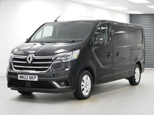 View our Renault Trafic 30 2.0 BLUEDCI 130 BHP LL LONG SPORT 