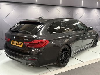 2019 BMW 5 SERIES
