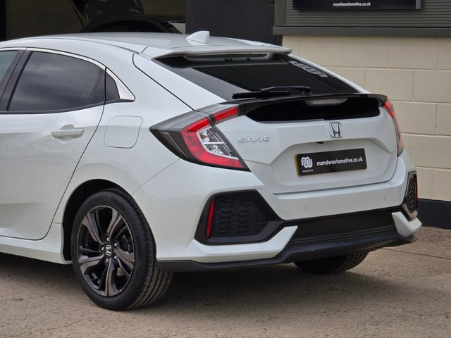 2017 HONDA CIVIC 1.0 VTEC Turbo SR Hatchback 5dr Petrol Manual Euro 6 (s/s) (129 ps) - Photo 12