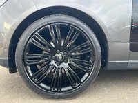 USED 2018 68 LAND ROVER RANGE ROVER 3.0 SD V6 Autobiography SUV 5dr Diesel Auto 4WD Euro 6 (s/s) (275 ps) AN EXCEPTIONAL VEHICLE, JUST IN STOCK+JUST 2 FORMER KEEPERS+AUTOBIOGRAPHY MODEL+LOADED WITH EXTRAS+ULEZ COMPLIANT+PRIVACY GLASS+FULL LEATHER INTERIOR+FULL PANORAMIC GLASS ROOF+SATELLITE NAVIGATION+PARK ASSIST+CLIMATE CONTROL+22 INCH ALLOY WHEELS+COST NEW &pound;99035 MAKING THIS VEHICLE UNREAL VALUE AT OUR AMAZINGLY LOW PRICE+1 FULL YEARS MOT PRIOR TO COLLECTION+CALL NOW TO SPEAK WITH ONE OF OUR EXPERIENCED SALES ADVISORS AND ARRANGE A VIEWING+NOT TO BE MISSED!!!!!!!!!!!!!!!!!!!!!!!!!!!!!!!!!!!!!!!!!!