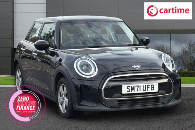 View our MINI Hatch 1.5 Cooper Classic Hatchback 5dr Petrol Manual Euro 6 (s/s) (136 ps) Apple Carplay, Touchscreen, 15In Alloys, Heated Rear Window, Sport Leather Steering Wheel