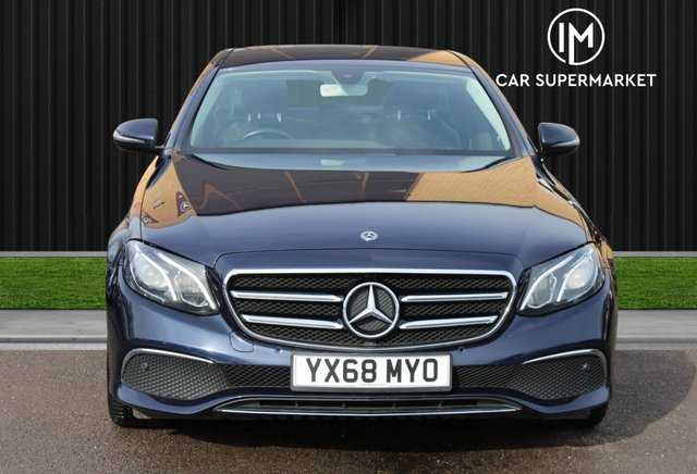 2018 Mercedes-Benz E-CLASS - Photo 2