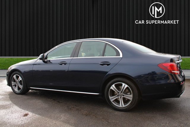 2018 Mercedes-Benz E-CLASS - Photo 9