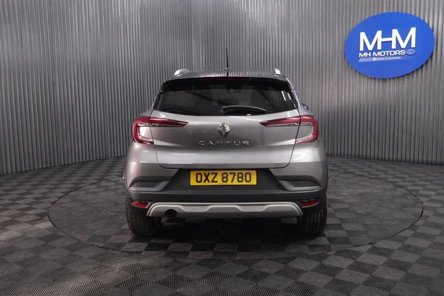 2020 RENAULT CAPTUR 1.5 Blue dCi Iconic SUV 5dr Diesel Manual Euro 6 (s/s) (95 ps) - Photo 6