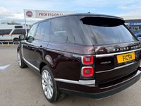 USED 2019 06 LAND ROVER RANGE ROVER 3.0 SD V6 Vogue SUV 5dr Diesel Auto 4WD Euro 6 (s/s) (275 ps) A TRULY EXCEPTIONAL ADDITION TO OUR EXTENSIVE RANGE ROVER SELECTION+STUNNING RED METALLIC PAINT+4 WHEEL DRIVE+SERVICE HISTORY+PRIVACY GLASS+FULL LEATHER INTERIOR+FULL PANORAMIC GLASS ROOF+SATELLITE NAVIGATION+PARK ASSIST+CLIMATE CONTROL+22 INCH ALLOY WHEELS+1 FULL YEARS MOT PRIOR TO COLLECTION+CALL TODAY FOR A FULL LIST OF SPECIFICATIONS AND TO ARRANGE A VIEWING+THIS OUTSTANDING VEHICLE IS NOT TO BE MISSED!!!!!!!!!!!!!!!!!!!!!!!!!!!!!!!