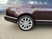 USED 2019 06 LAND ROVER RANGE ROVER 3.0 SD V6 Vogue SUV 5dr Diesel Auto 4WD Euro 6 (s/s) (275 ps) A TRULY EXCEPTIONAL ADDITION TO OUR EXTENSIVE RANGE ROVER SELECTION+STUNNING RED METALLIC PAINT+4 WHEEL DRIVE+SERVICE HISTORY+PRIVACY GLASS+FULL LEATHER INTERIOR+FULL PANORAMIC GLASS ROOF+SATELLITE NAVIGATION+PARK ASSIST+CLIMATE CONTROL+22 INCH ALLOY WHEELS+1 FULL YEARS MOT PRIOR TO COLLECTION+CALL TODAY FOR A FULL LIST OF SPECIFICATIONS AND TO ARRANGE A VIEWING+THIS OUTSTANDING VEHICLE IS NOT TO BE MISSED!!!!!!!!!!!!!!!!!!!!!!!!!!!!!!!