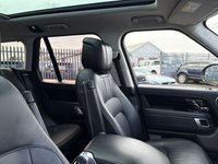 USED 2019 06 LAND ROVER RANGE ROVER 3.0 SD V6 Vogue SUV 5dr Diesel Auto 4WD Euro 6 (s/s) (275 ps) A TRULY EXCEPTIONAL ADDITION TO OUR EXTENSIVE RANGE ROVER SELECTION+STUNNING RED METALLIC PAINT+4 WHEEL DRIVE+SERVICE HISTORY+PRIVACY GLASS+FULL LEATHER INTERIOR+FULL PANORAMIC GLASS ROOF+SATELLITE NAVIGATION+PARK ASSIST+CLIMATE CONTROL+22 INCH ALLOY WHEELS+1 FULL YEARS MOT PRIOR TO COLLECTION+CALL TODAY FOR A FULL LIST OF SPECIFICATIONS AND TO ARRANGE A VIEWING+THIS OUTSTANDING VEHICLE IS NOT TO BE MISSED!!!!!!!!!!!!!!!!!!!!!!!!!!!!!!!