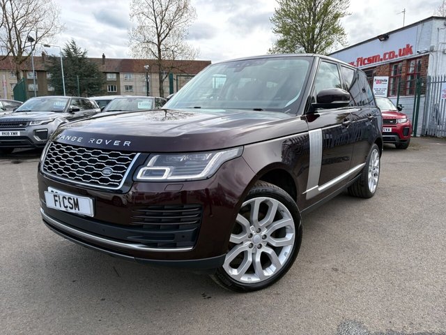 View our Land Rover Range Rover 3.0 SD V6 Vogue SUV 5dr Diesel Auto 4WD Euro 6 (s/s) (275 ps)