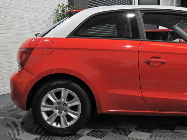 2012 Audi A1 1.6L Se 3dr - Photo 6