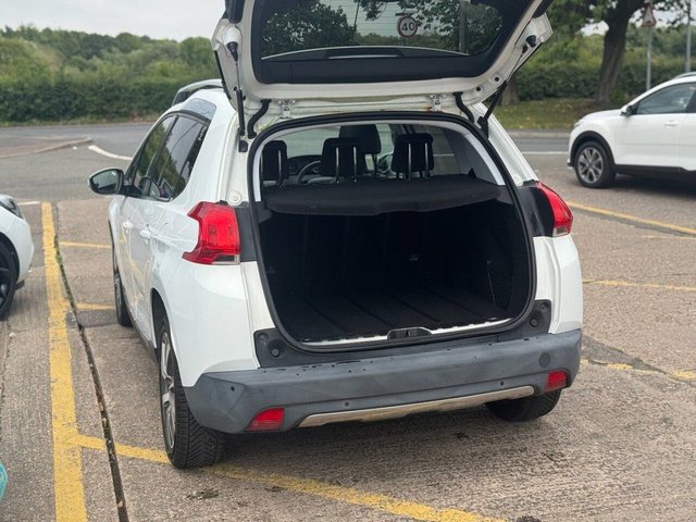 2013 PEUGEOT 2008 - Photo 11