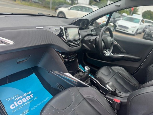 2013 PEUGEOT 2008 - Photo 3