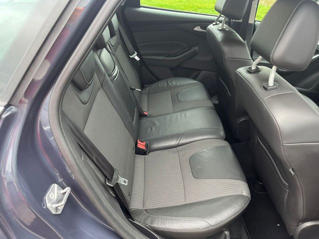 2012 FORD FOCUS - Photo 9