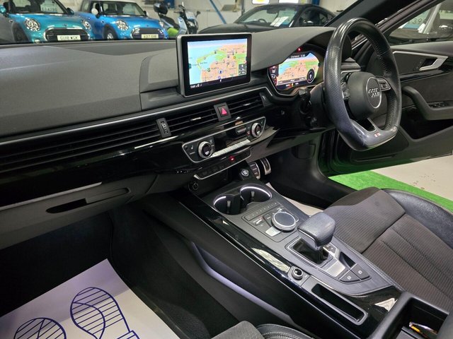 2019 AUDI A4 2.0 TFSI 35 Black Edition S Tronic Euro 6 (s/s) 4dr - Photo 8