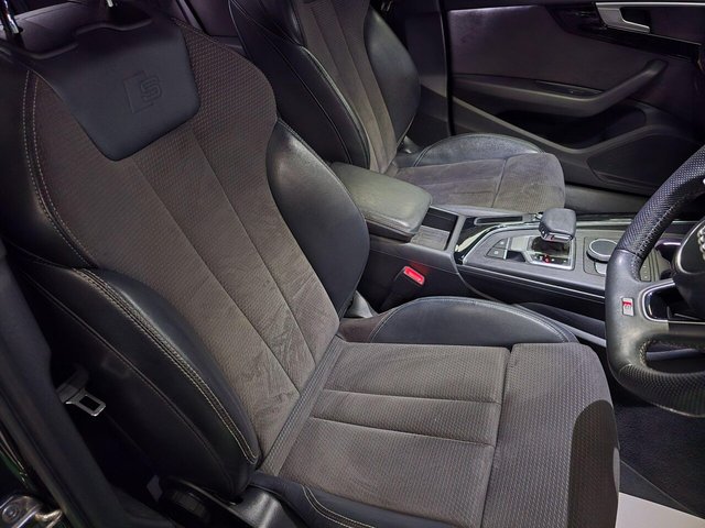 2019 AUDI A4 2.0 TFSI 35 Black Edition S Tronic Euro 6 (s/s) 4dr - Photo 11