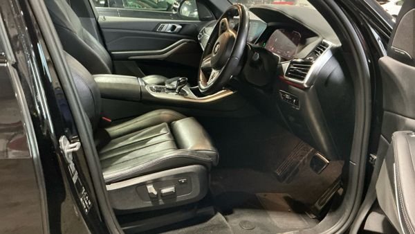 2019 BMW X5 - Photo 10