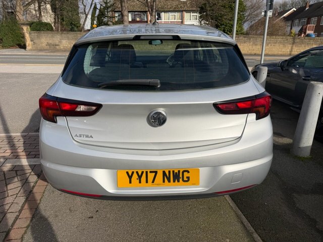 2017 Vauxhall Astra 1.4L Design 5dr - Photo 6