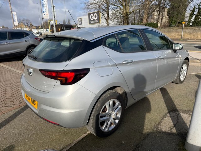 2017 Vauxhall Astra 1.4L Design 5dr - Photo 8