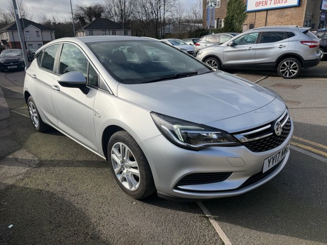 2017 Vauxhall Astra 1.4L Design 5dr - Photo 3