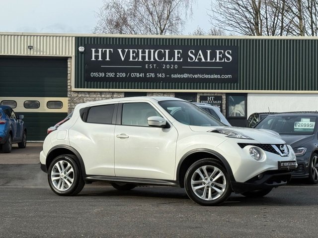 2017 NISSAN JUKE 1.2 DIG-T N-Connecta SUV 5dr Petrol Manual Euro 6 (s/s) (115 ps) - Photo 6