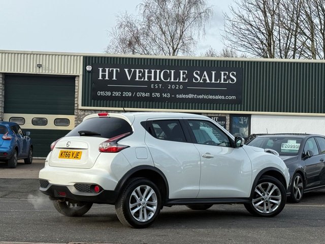 2017 NISSAN JUKE 1.2 DIG-T N-Connecta SUV 5dr Petrol Manual Euro 6 (s/s) (115 ps) - Photo 3