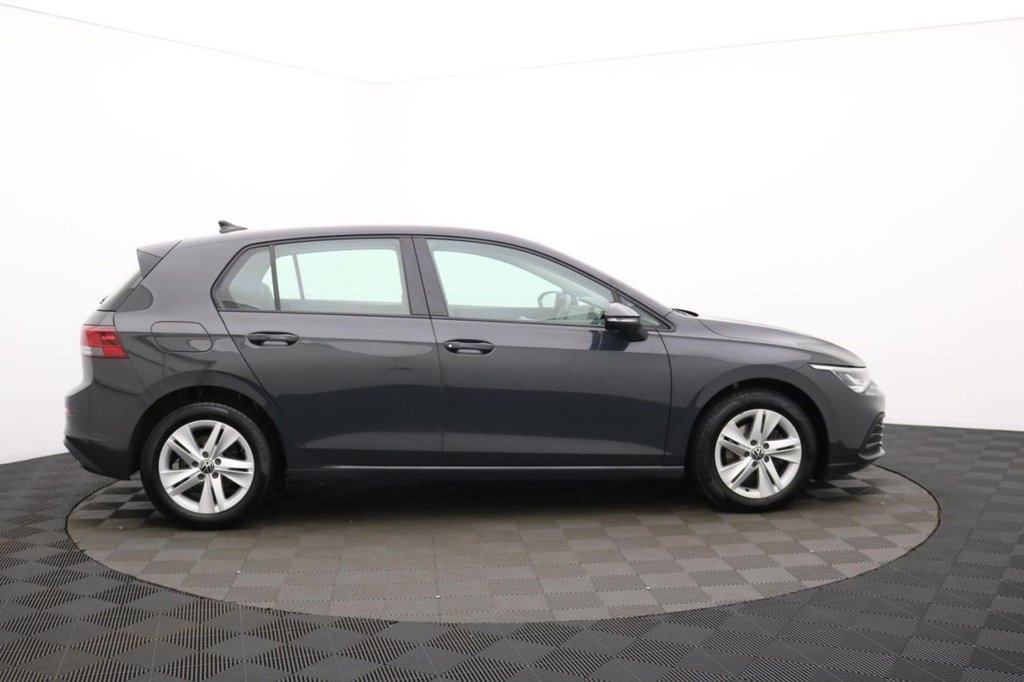 USED 2022 22 VOLKSWAGEN GOLF 1.5 TSI Life Hatchback 5dr Petrol Manual Euro 6 (s/s) (130 ps) Car Play, Cruise, Sensors