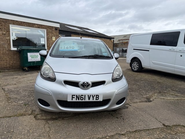 2011 TOYOTA AYGO - Photo 3