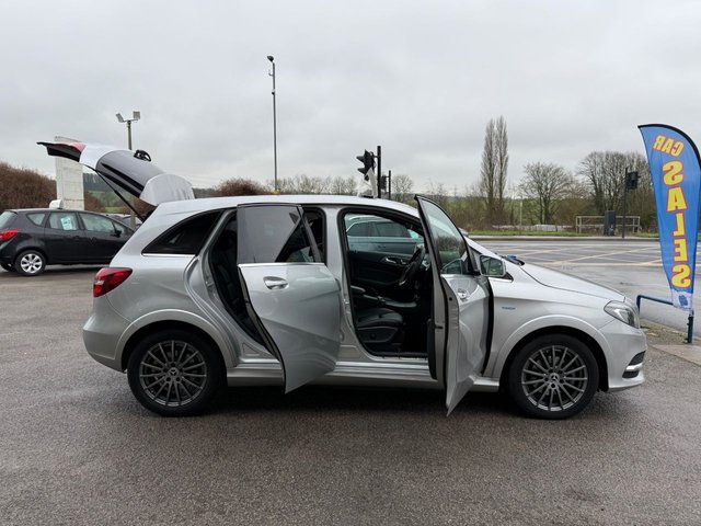 2017 MERCEDES-BENZ B-CLASS B250e Sport (Premium) MPV 5dr Electric Auto (179 ps) - Photo 10