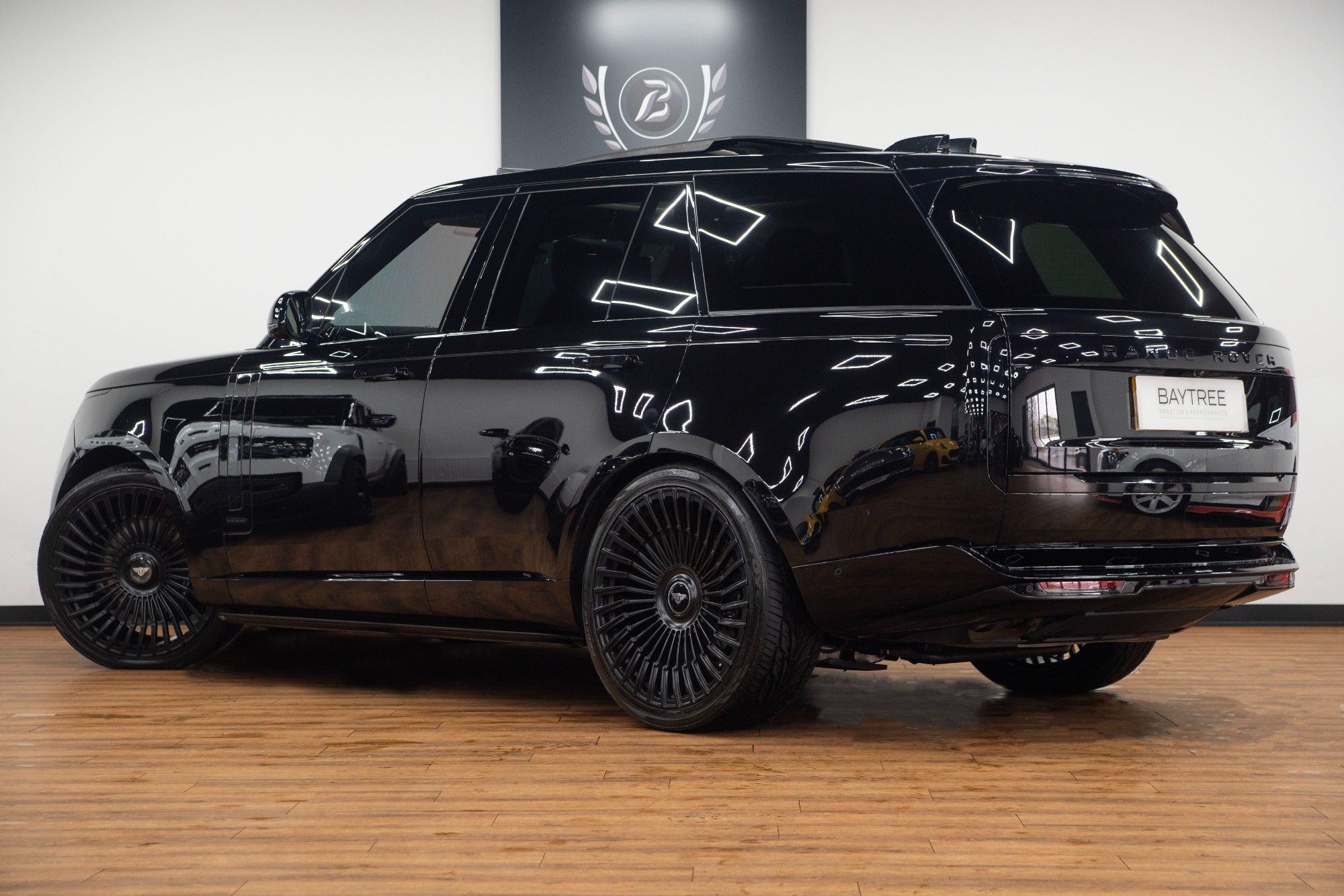 USED 2023 23 LAND ROVER RANGE ROVER 4.4 P530 V8 Autobiography 