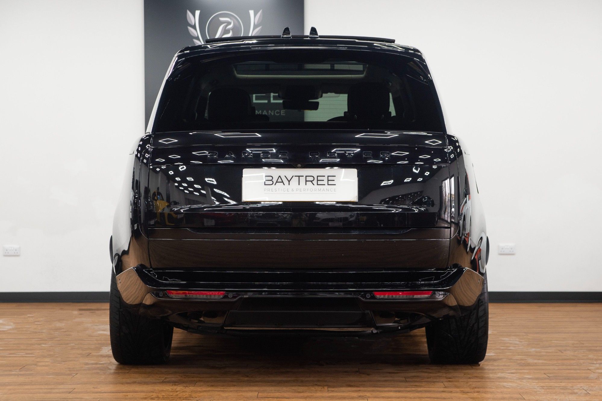 USED 2023 23 LAND ROVER RANGE ROVER 4.4 P530 V8 Autobiography 