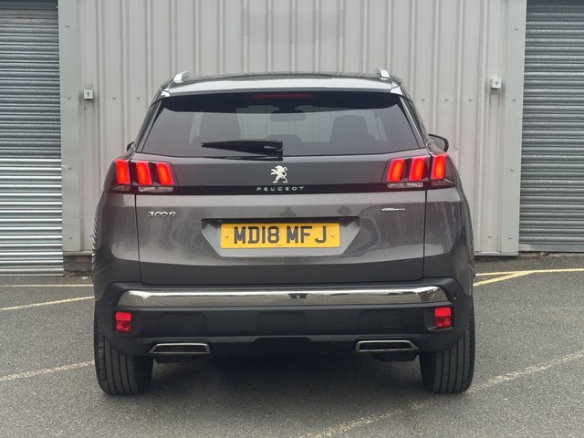 2018 PEUGEOT 3008 - Photo 4