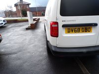 USED 2018 68 VOLKSWAGEN CADDY MAXI 2.0 TDI C20 Startline SWAMPER Van 6dr Diesel Manual LWB Euro 6  FREE CREDIT CHECK / APPLY FOR FINANCE ON OUR SITE