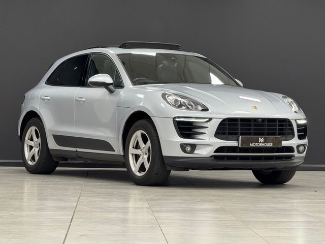 2016 PORSCHE MACAN - Photo 4