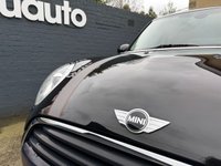 USED 2017 67 MINI HATCH 1.5 Cooper Seven Hatchback 5dr Petrol Auto Euro 6 (s/s) (136 ps) Dual zone climate control A/C, Part leather interior, Heated Front Seats, Ambient Lighting, Satellite navigation, Cruise control, Bluetooth connectivity for calls and music, USB input, Auto wipers, Keyless drive, DAB radio, LED daytime running headlights, Rear parking sensors, Auto headlights, 17" Alloy wheels.