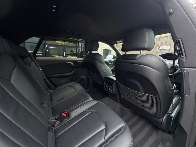 2022 AUDI Q8 3.0 TDI V6 50 Black Edition SUV 5dr Diesel Tiptronic quattro Euro 6 (s/s) (286 ps) - Photo 11