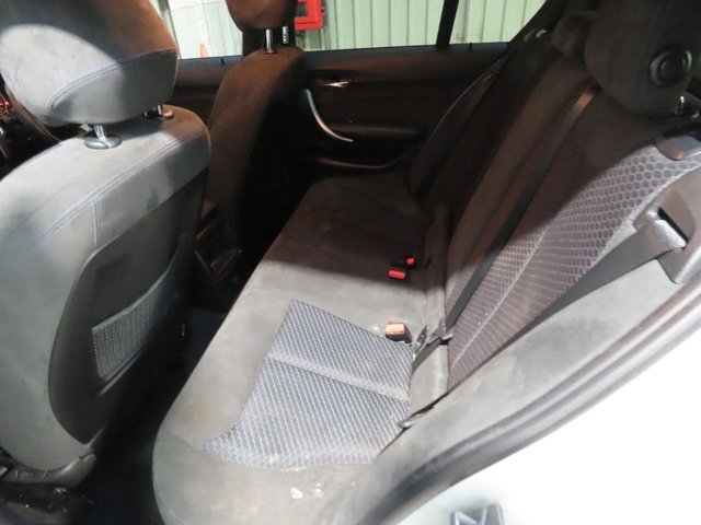 2015 BMW 1 SERIES - Photo 5