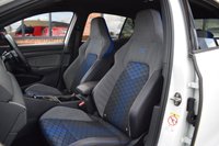 USED 2022 VOLKSWAGEN GOLF 2.0 TSI R Hatchback 5dr Petrol DSG 4Motion Euro 6 (s/s) (320 ps) PERFORMANCE PACK / AKRAPOVIC