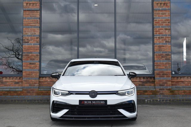 2022 Volkswagen Golf - Photo 4