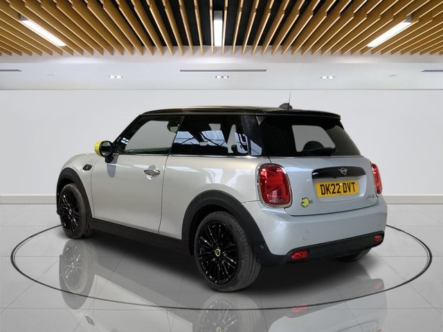 2022 MINI Electric Hatch - Photo 6