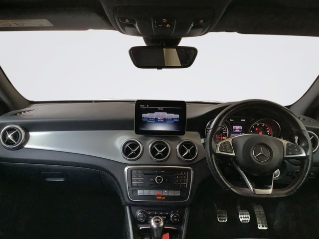 2018 Mercedes-Benz Gla 1.6L Amg Line 5dr - Photo 3