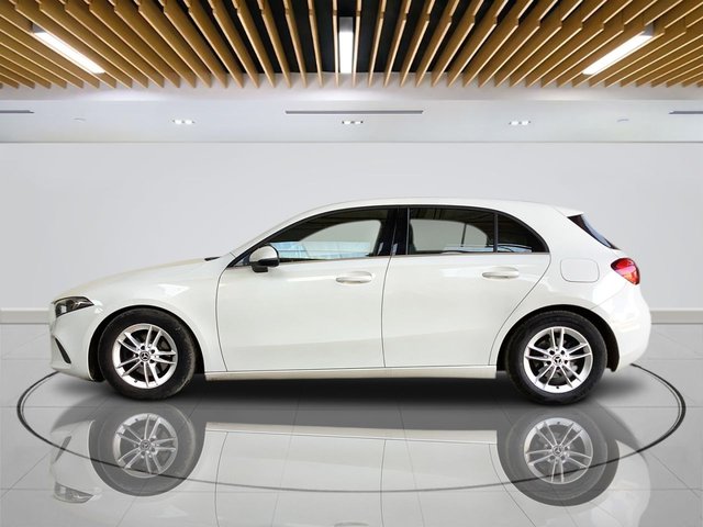 2019 Mercedes-Benz A-Class 1.3L Se 5dr - Photo 5