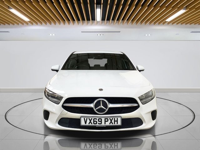 2019 Mercedes-Benz A-Class 1.3L Se 5dr - Photo 2
